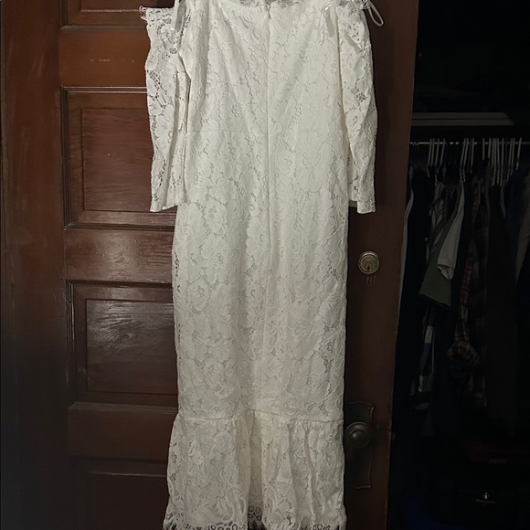 Petal & Pup White Lace Long Sleeve Dress - Picture 2 of 2